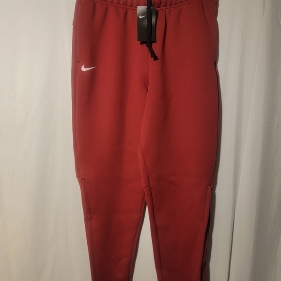 $95 Nike Therma Heavy Sweat Pants Joggers Men's Size Medium CI4461-698 Maroon - Picture 1 of 7